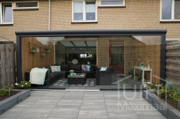 Modern anthracite garden room